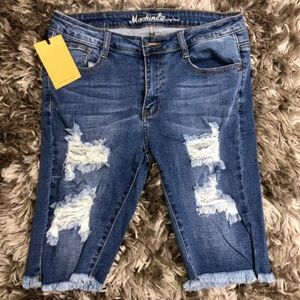 DISTRESSED DENIM BERMUDA SHORTS